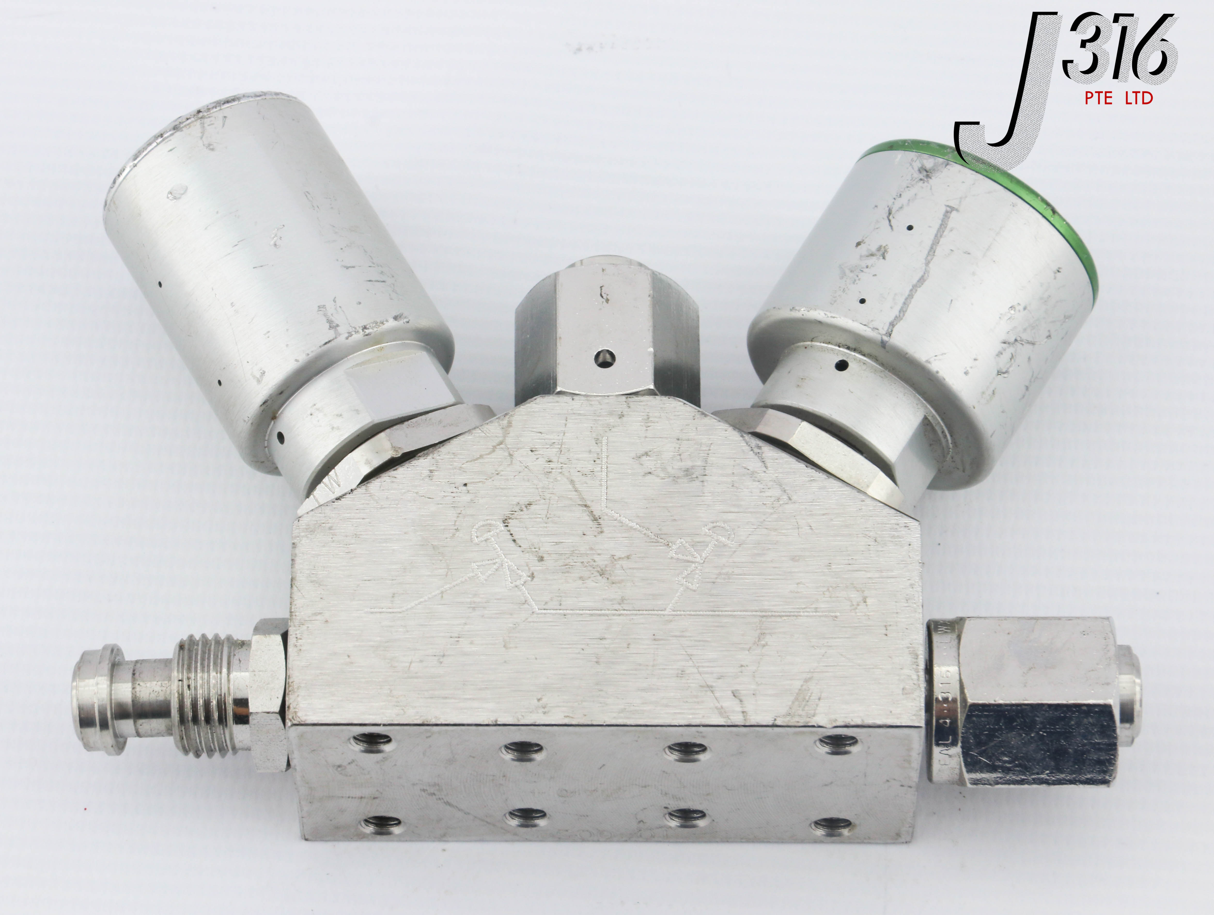 26472 VERIFLO 3-WAY HIGH PURITY DIAPHRAGM VALVE, 54019218 945Y2NO